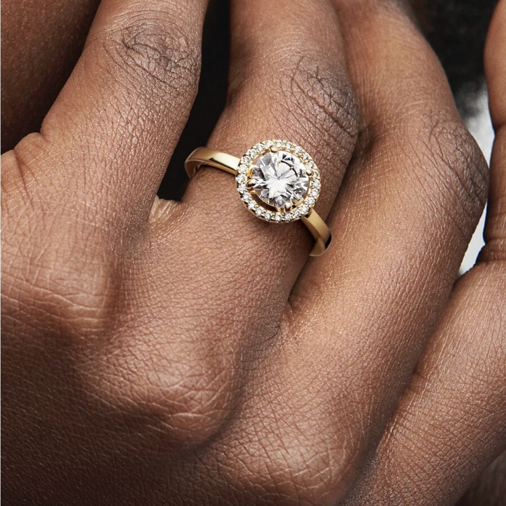 Pandora gold plated ring 💍 - Picture 3 of 9